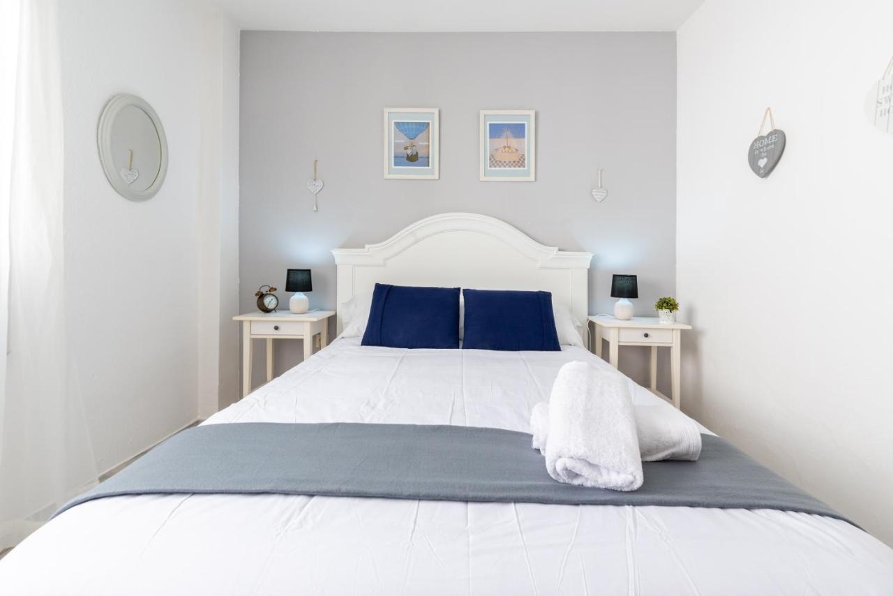 Apartamento La Pampa Málaga Exterior foto