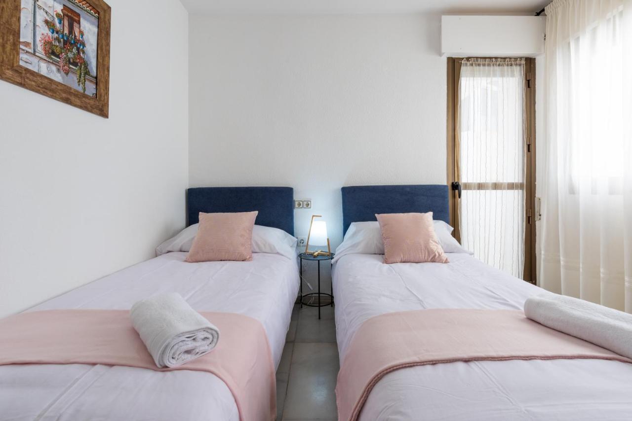 Apartamento La Pampa Málaga Exterior foto